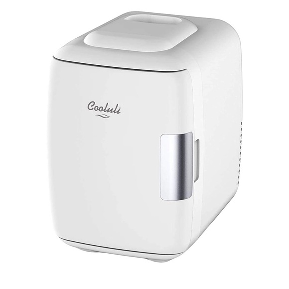 Mini Fridge - Picture 1 of 4